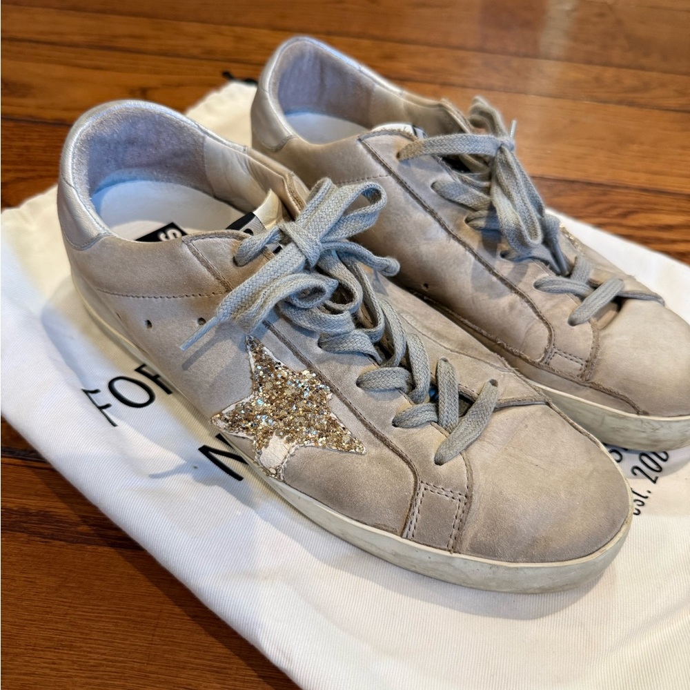 Golden Goose Women's Glitter Star Sneakers - Picture 2 of 8